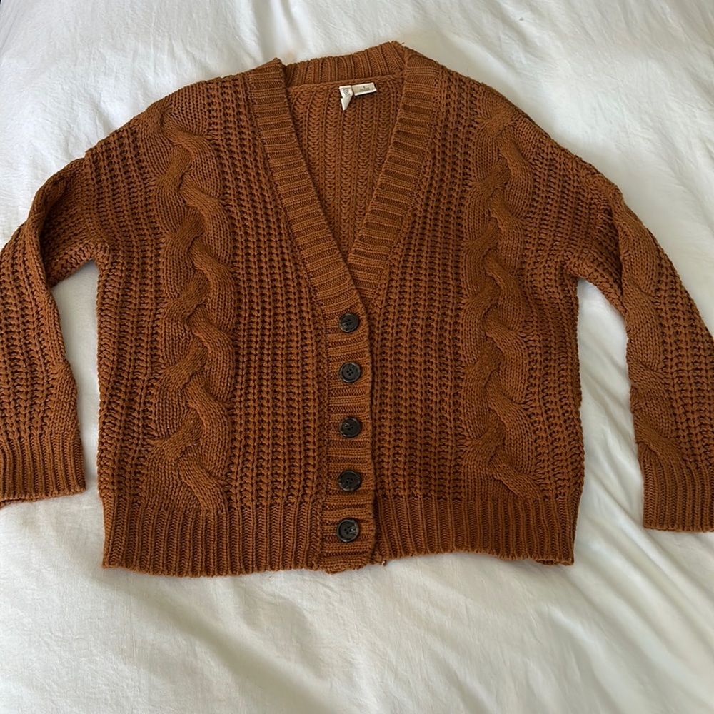 Sky & Sparrow cardigan size small
